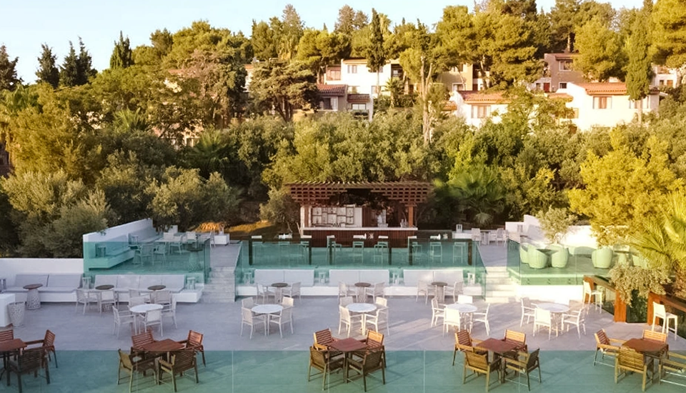 هتل پاین بی ریزورت کوش آداسی